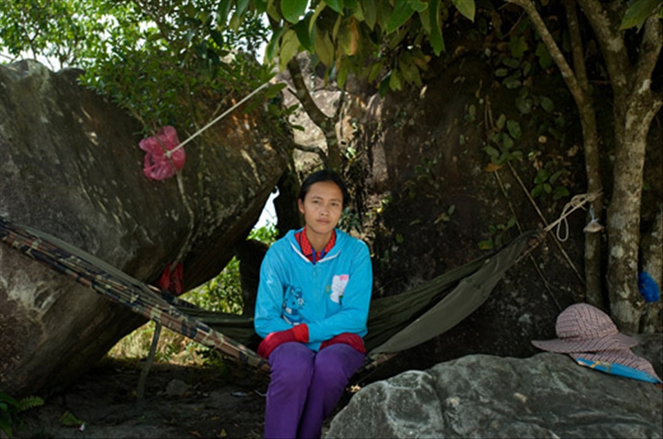 Buddha statue care taker