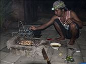 Wayan preparando la BBQ. Bali: by manuel, Views[150]