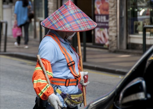 Todo reluciente gracias a gente tan buena trabajadora como ella.