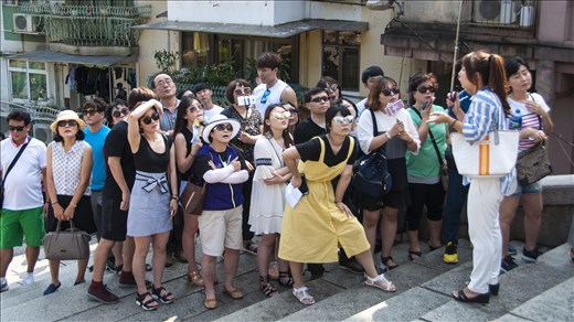 Turistas de Macao sorprendidos por unas ruinas