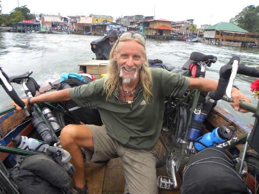 Crossing the Rio Dulce to the resting place in the jungle.