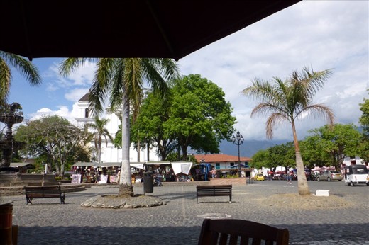 Downtown plaza Santa Fe De Antioquia.