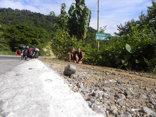 Yep, still in hope there is more, but that is it at the Ecuadorian Coast - a little street sign for the Equator. 
