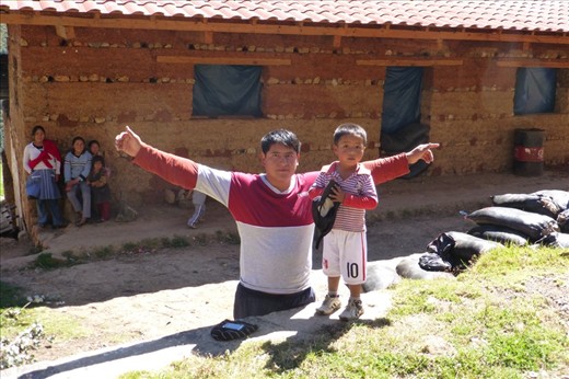 Hello - please can I take a photo with you and my kids. Peruvians just love having their picture taken with us.
