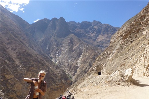tunnels through the cañon del Pato -35 of them.
