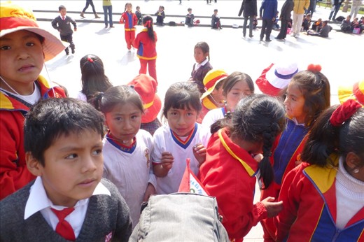 Huancayo kids gathering around my bike.