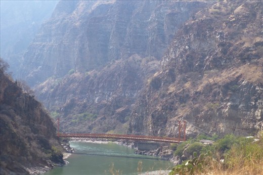 Golden Gate over the Apurimac  river.