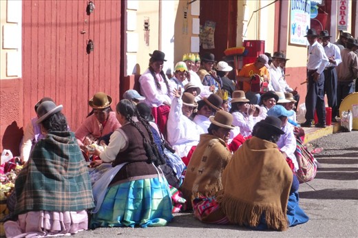 Got to spend an extra day at the border town....lucky us! There was a festival.