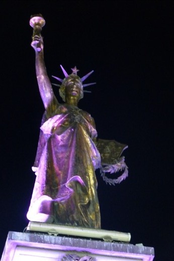 Look what I found in the middle of the plaza in Potosi.