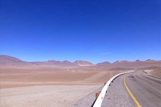 the never ending beautiful desert at almost 4000m.
