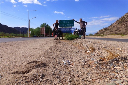 Out of town we found the sign to Ushuaia!