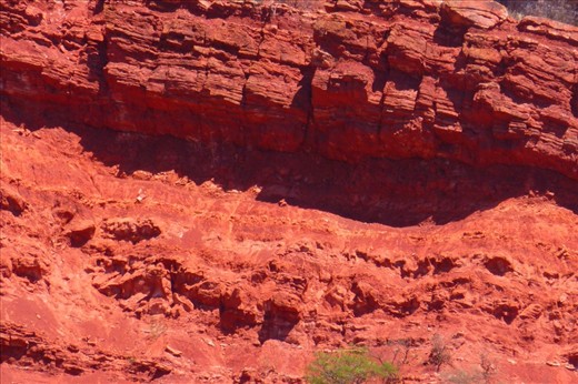 with incredible colors again.