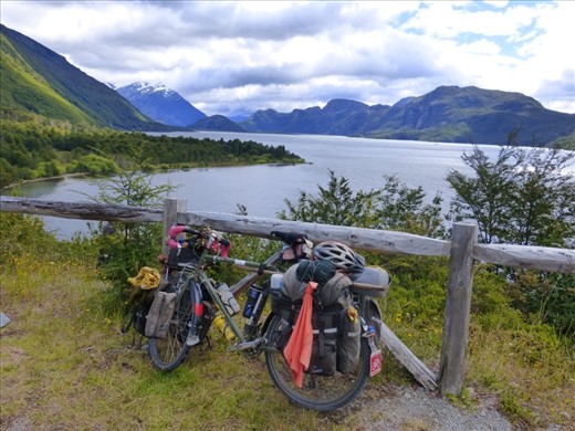 REALLY close to O'Higgins and the end of the Carretera Austral!