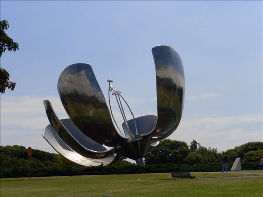 Floralis Genérica in Buenos Aires