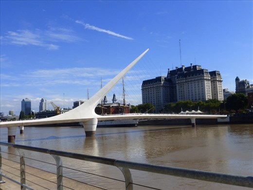 Puente de la Mujer in B. A.