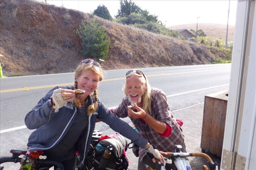 Home at Tomales Bay - fresh, raw oyesters as a welcome present can't be beat!