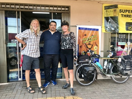Saying good bye to our Casa Ciclista host! 