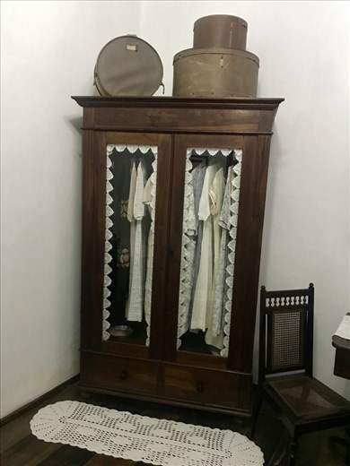 Edith Gaertner’s (Dr.Blumenau’s nice) closet