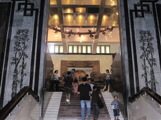 Hanoi, Ho Chi Minh Museum 