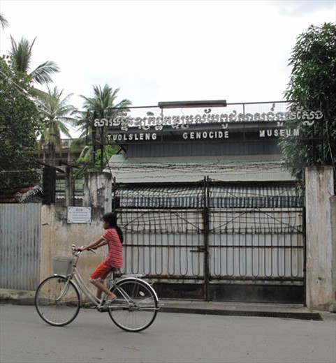 s21 or Tuolsleng, Pol Pot era