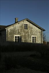 The economic depression of the 1960's forced many people in Northern Finland to leave their homes. Some houses still stand as a reminder of this era.: by mariaandjustin, Views[395]