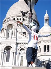 But at the same time Paris is fun, it's social, people meet their friends, go out, wear fancy clothes, walk their dogs, sit in the parks smoking cigars.I observed everything and everybody around me and let the city unfold its character to me. Paris was sunny, it was colourful, it was international, it was full of inspiration. Paris has its charm, this imperfection which is somehow so attractive you can't resist. Paris gets to your heart, and you know you will come back. : by mariache, Views[613]