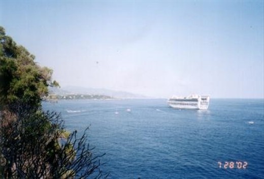 I wanted to jump into that cruise so bad instead of just looking at it... Oh well, nice view. Monaco, by the way.