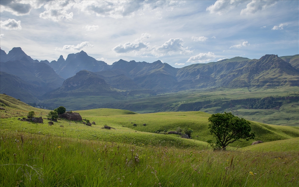 One of many breathtaking sceneries, a moment to stop and feel mesmerized. 