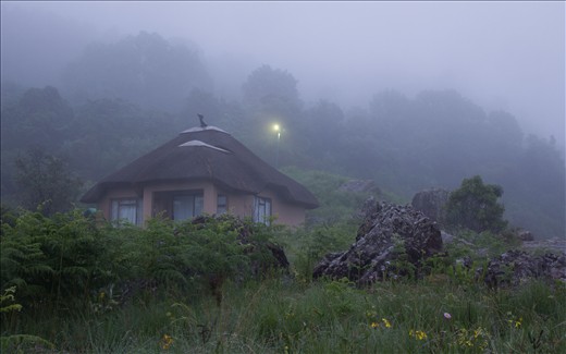 My journey begins wet and cold morning, however quiet and peaceful. 
