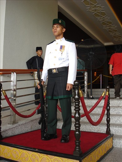 Like other royal palaces, the main gate is guarded by armed soldiers with their cultural dress as their uniform.