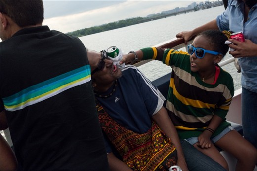 Entertainment with a can (1)