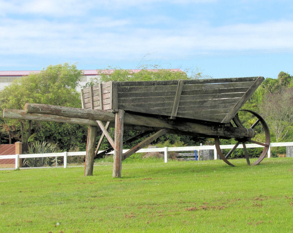 This enormous wheelbarrow which marks the southern entry into Hokitika and the pride of the town on New Zealand's West Coast is one of the world's biggest working wheelbarrows.