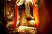 Jayavarman VII (king betwen 1181 to 1220 a. C.), left Hinduism and bacame 
to Buddhism. 
Between the XIV and XV centuries, the first budist monks arrived from Sri 
Lanka to transform the temples to the new religion. : by matiplanas, Views[670]