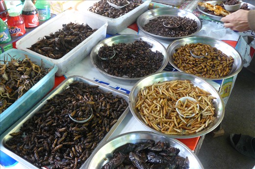 Some of the delicacies on offer at the market!!