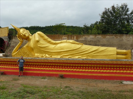 Reclining Buddha at Muang Namtha