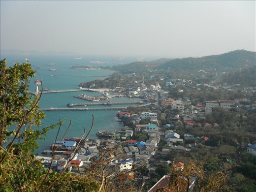 Overlooking Ko Si Chang from the Buddha's Footprint
