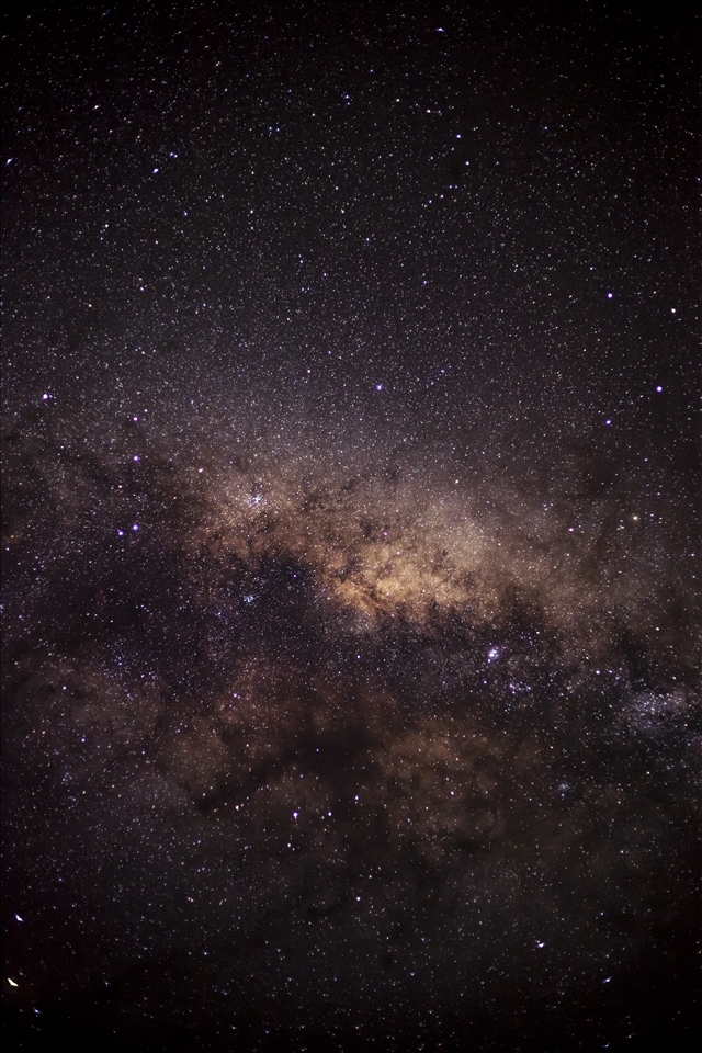 My first wonder: the milky way in the Australian outback is clearly visibile
