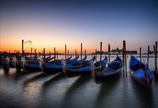 Sunrise in San Marco's bank