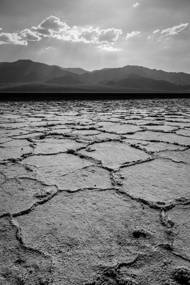 Salt pans in Death Valley National Park (California) -

A place where you can not stand for a long, the sun reflecting on the salt increase to temperature and make you blind. 