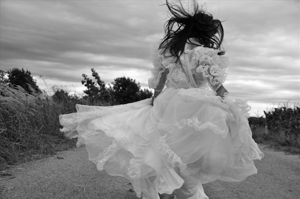 This picture reminds me of all the feelings I have, when I travel somewhere and I see that people who have the most problems to face in every day life, are the ones to know better than anyone how to embrace a moment.