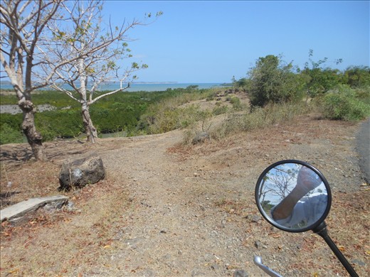 Track to Pantai Pink