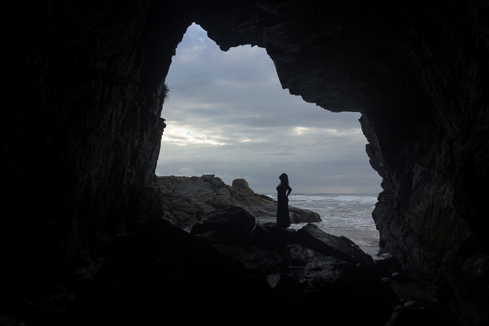 As an island and a point where many boats pass through, the Honey Island (Ilha do Mel, in Portuguese), in Brazil, has many stories related to the sea. One of them is about the mermaids that live in this cave, the Enchanted Grotto (Gruta das Encantadas). The legend says that the mermaids sing to distract the sailors and make them get lost into the sea.