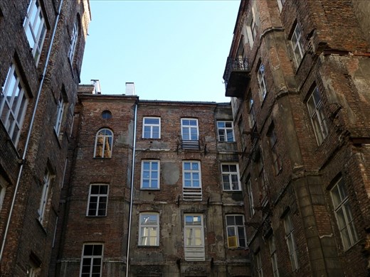 A building destroyed by time and neglect right in the very center of Warsaw. 