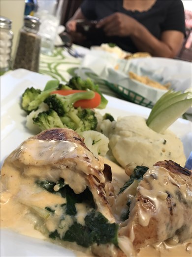 Stiffed chicken breast