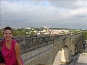 Em with the aquaduct in Montpellier.: by milko_rosie, Views[257]
