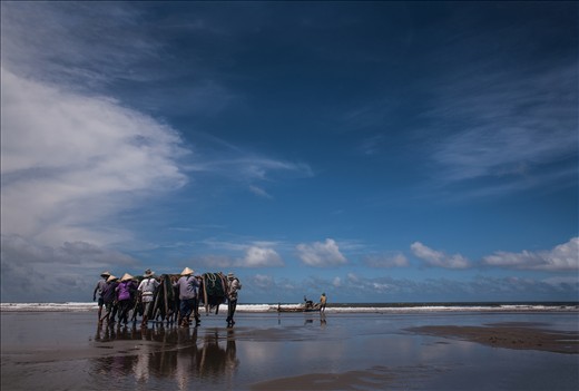 When the dawn's coming up, people are already awake for a new working day.