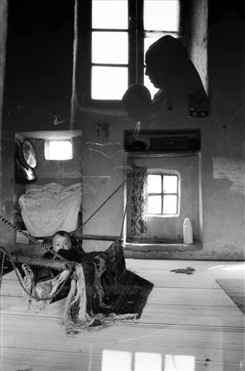 The Carpet is born in the silence of a mother and her lullaby for her baby