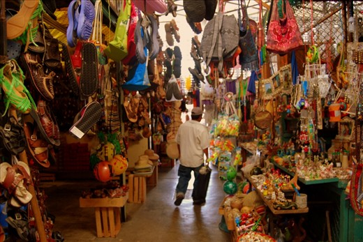 The market in Puerto Escondido is famous for its  shopping as well as fresh produce. There was so much to look at, it was a fiest for the eyes!