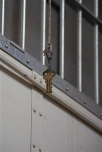 warden keys danging from the 2nd tier to be hoisted up and down