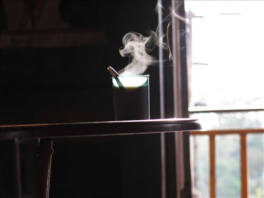 It was difficult to find coffee shop in a mountainous village. I found an instan